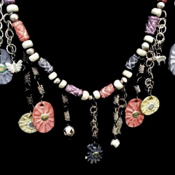 BOHO ARTISAN CERAMIC BEAD CHARM FLOWER NECKLACE 28 - Picture 4 of 6
